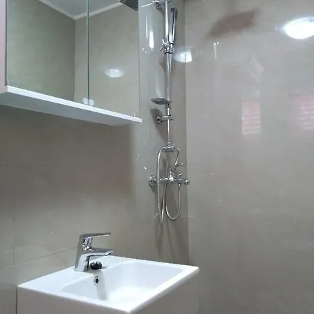 West Wing Apartment